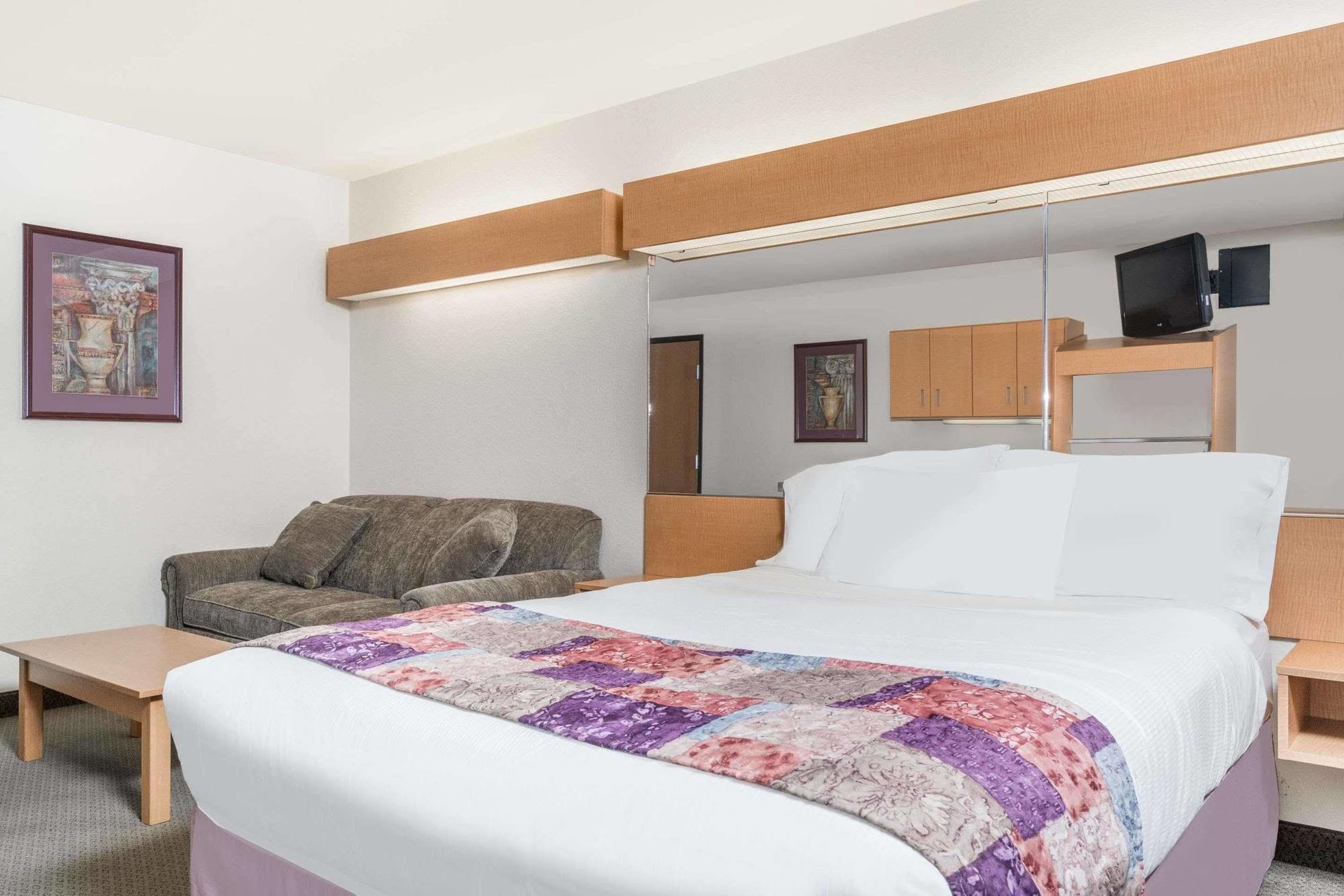 Microtel Inn & Suites By Wyndham Mankato Exterior foto